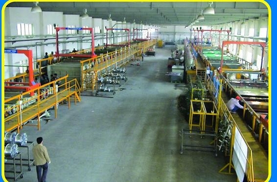 Línea de producción de galvanoplastia de alta eficiencia con consumo controlado por PLC