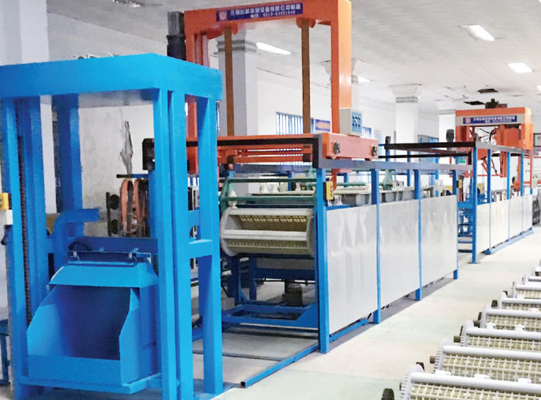 Línea de recubrimiento automático de barril alimentación precisa Control de PLC colgante rápido y conveniente OEM
