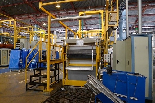 Línea avanzada de recubrimiento automático para el recubrimiento con precisión de recubrimiento de hasta 0,02 mm